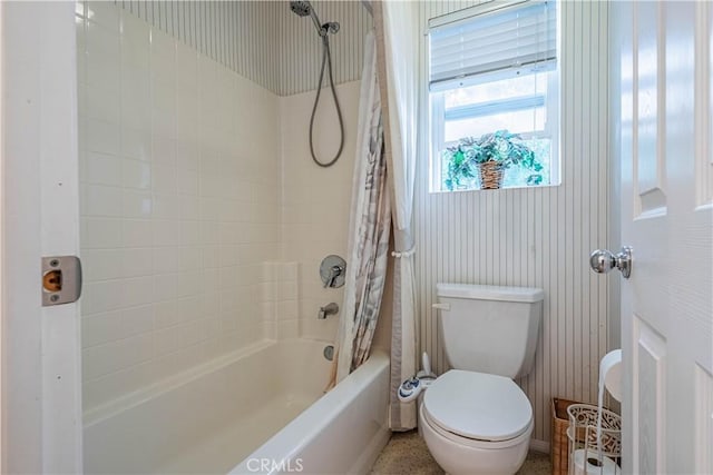 15108 Lighthouse Ln, Lake Elsinore, CA 92530 - full bath with toilet and shower / bath combo