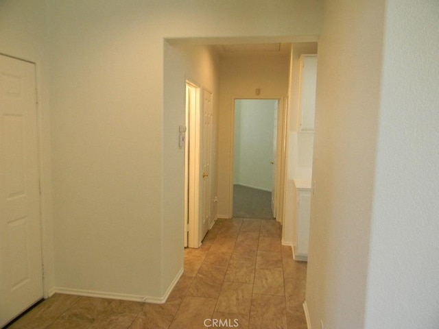 613 Big Spring Dr, Banning, CA 92220 - view of hallway