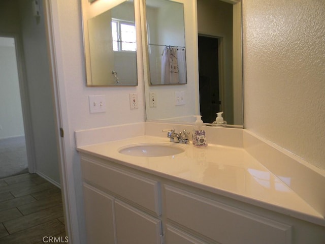 613 Big Spring Dr, Banning, CA 92220 - bathroom featuring vanity