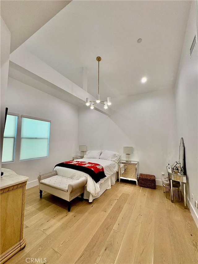 2621 Gates Ave Unit B, Redondo Beach, CA 90278 - bedroom with light wood-type flooring and baseboards