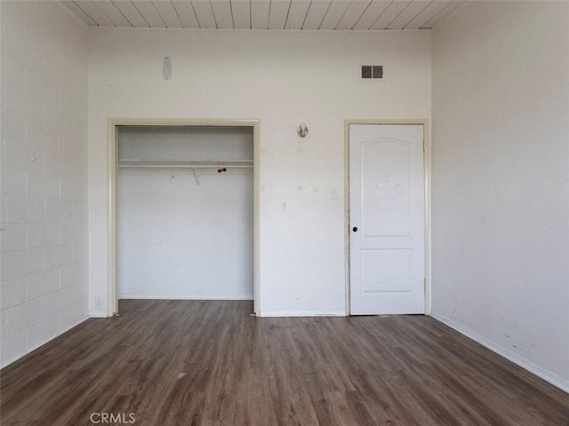 715 S Bradley Rd Unit 14, Santa Maria, CA 93454 - unfurnished bedroom with a closet, wood finished floors, baseboards, and wood ceiling