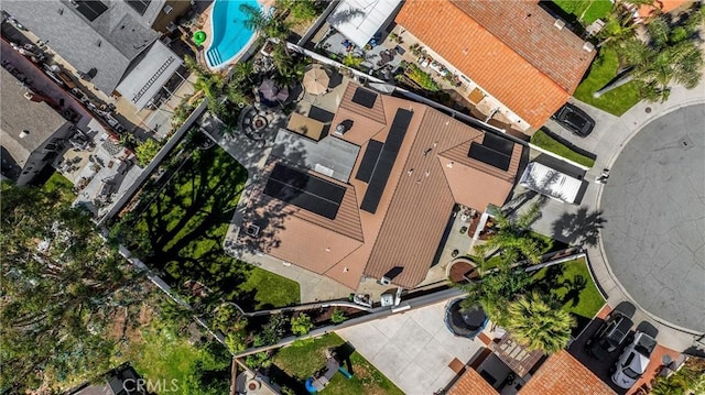 bird's eye view of a pool area