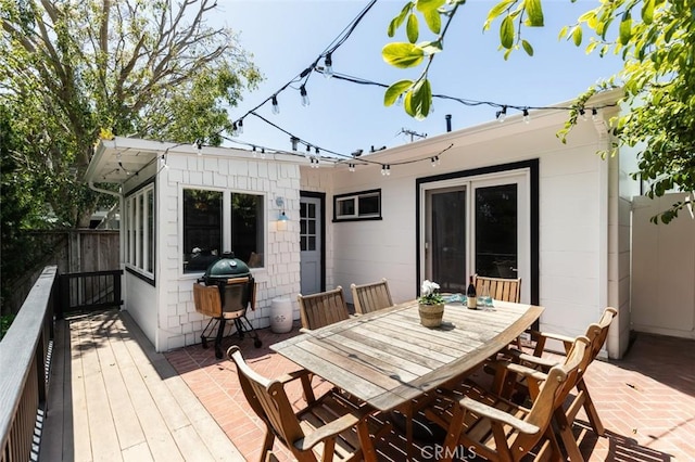 565 Lombardy Ln, Laguna Beach, CA 92651 - deck featuring grilling area and outdoor dining space