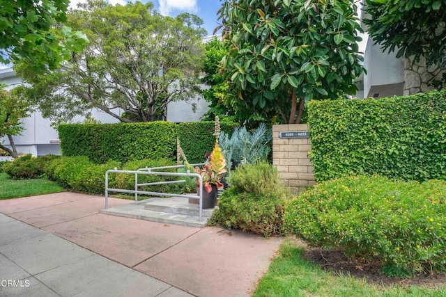 4213 Sarah St Unit 22, Burbank, CA 91505 - view of gate