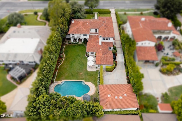 670 San Marino Ave, San Marino, CA 91108 - bird's eye view of a pool