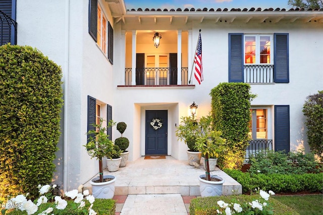 670 San Marino Ave, San Marino, CA 91108 - view of front of property featuring stucco siding