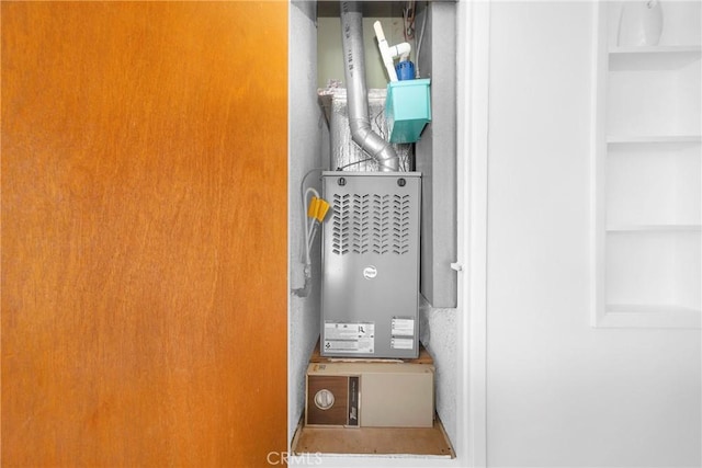 10300 Miranda Ave, Buena Park, CA 90620 - view of utility room