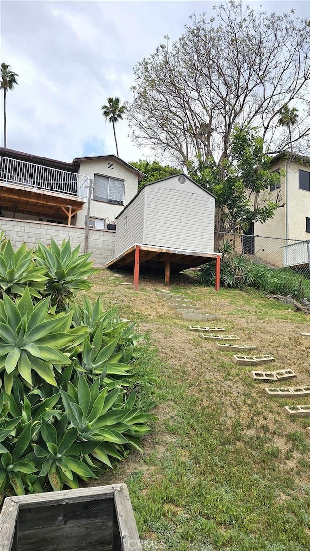 3350 Linda Vis, Los Angeles, CA 90032 - view of yard