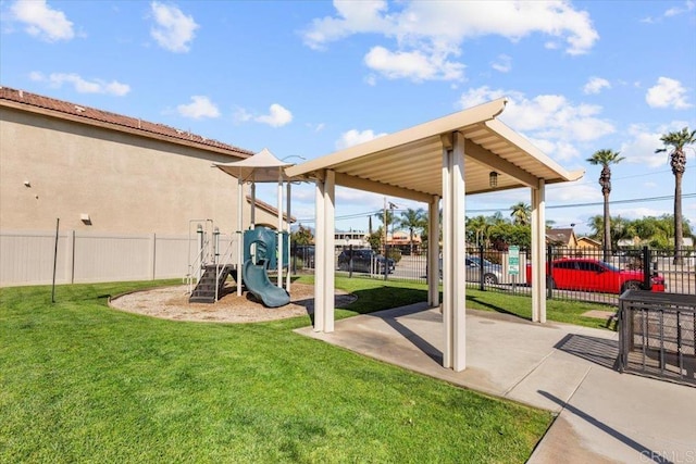 861 Colton Ave, Colton, CA 92324 - view of patio / terrace