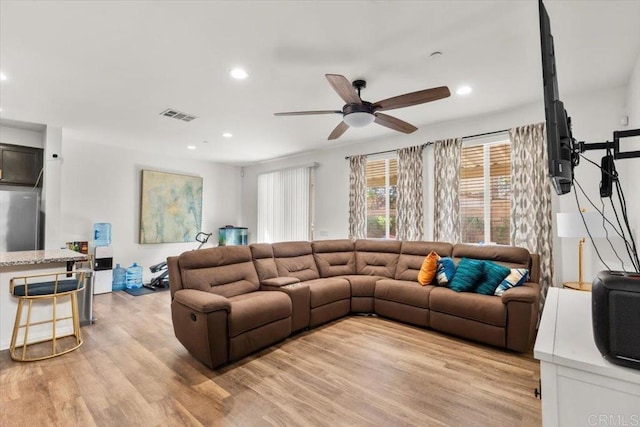 861 Colton Ave, Colton, CA 92324 - living area featuring ceiling fan, light wood finished floors, and recessed lighting