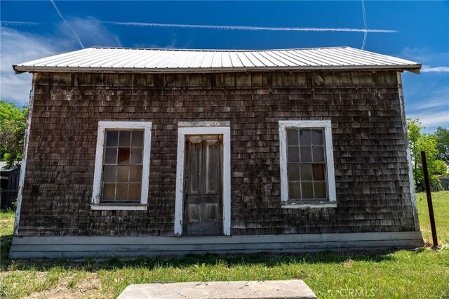 3080 State Highway 45, Glenn, CA 95943 - view of side of home featuring metal roof