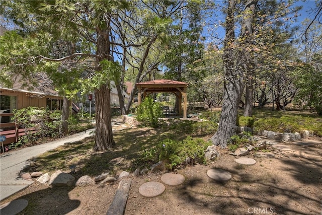 1249 Yellowstone Dr, Lake Arrowhead, CA 92352 - view of yard featuring a gazebo