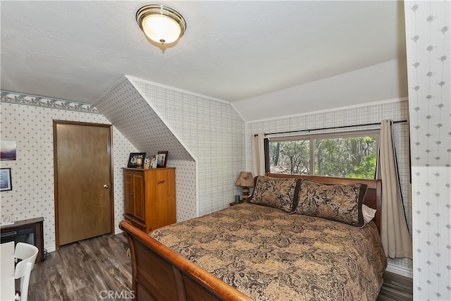 1249 Yellowstone Dr, Lake Arrowhead, CA 92352 - bedroom featuring wallpapered walls, dark wood-style flooring, and vaulted ceiling