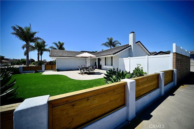 21651 Hilaria, Huntington Beach, CA 92646 - ranch-style home featuring a patio