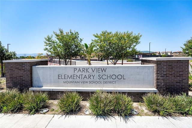 3105 E Discovery St, Ontario, CA 91762 - view of community / neighborhood sign