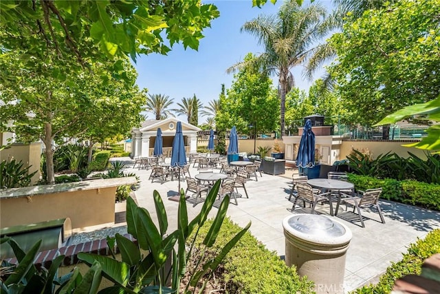 3105 E Discovery St, Ontario, CA 91762 - view of patio / terrace