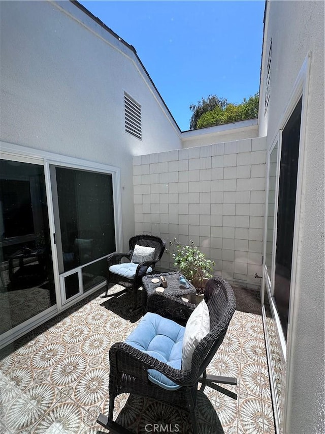 253 Calle Aragon Unit F, Laguna Woods, CA 92637 - view of patio