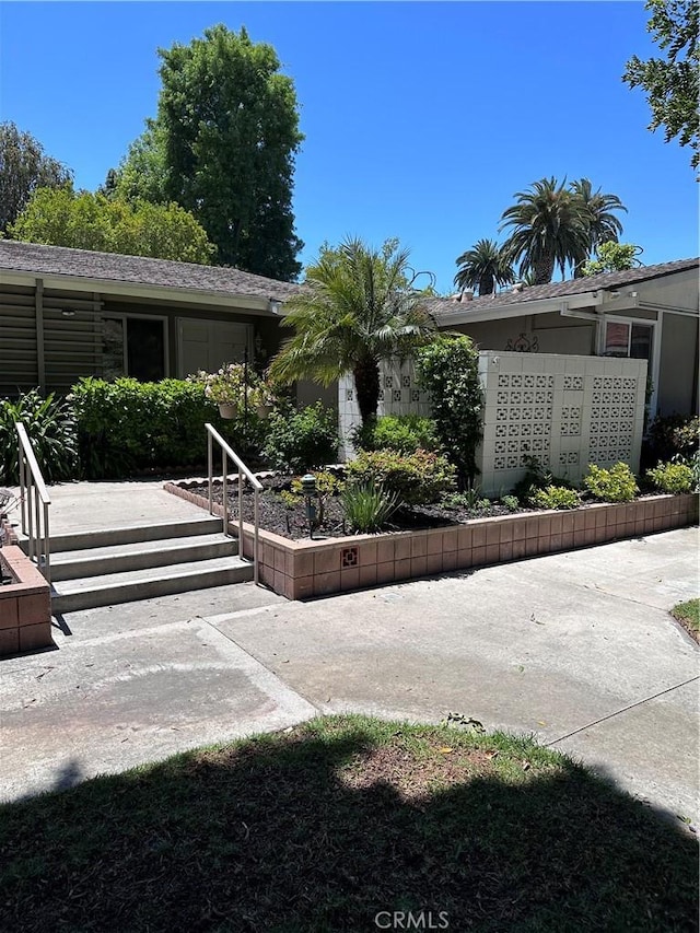 253 Calle Aragon Unit F, Laguna Woods, CA 92637 - view of property entrance
