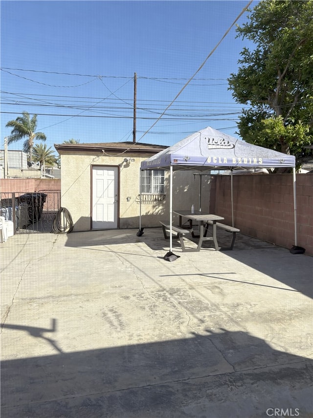 2206 Cowlin Ave, Commerce, CA 90040 - photo 8
