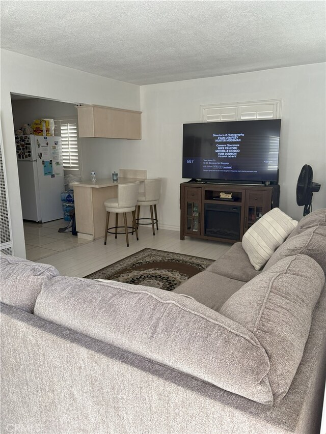 2206 Cowlin Ave, Commerce, CA 90040 - photo 2