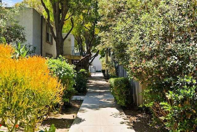 18620 Hatteras St Unit 223, Tarzana, CA 91356 - view of surrounding community
