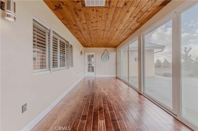 4428 Trumbo Ct, Phelan, CA 92371 - view of unfurnished sunroom