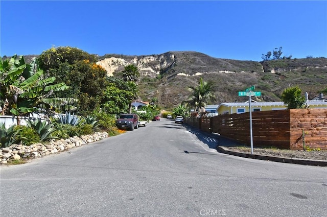 6897 Zelzah Ave, Ventura, CA 93001