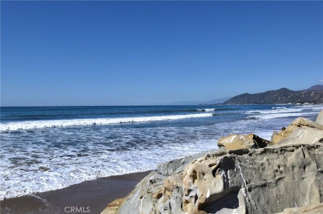 6897 Zelzah Ave, Ventura, CA 93001