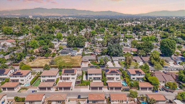 19154 Lull St, Reseda, CA 91335 - photo 8