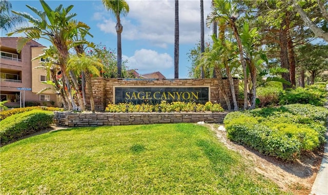 2400 Del Mar Way, Corona, CA 92882 - community / neighborhood sign with a yard