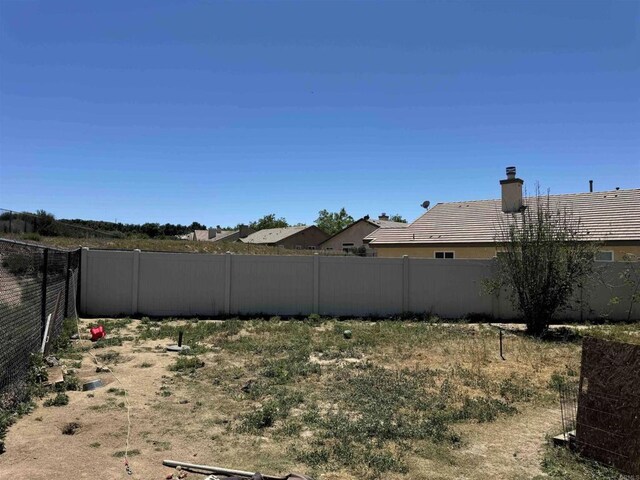 1255 Duckweed Trl, Campo, CA 91906 - view of yard with fence