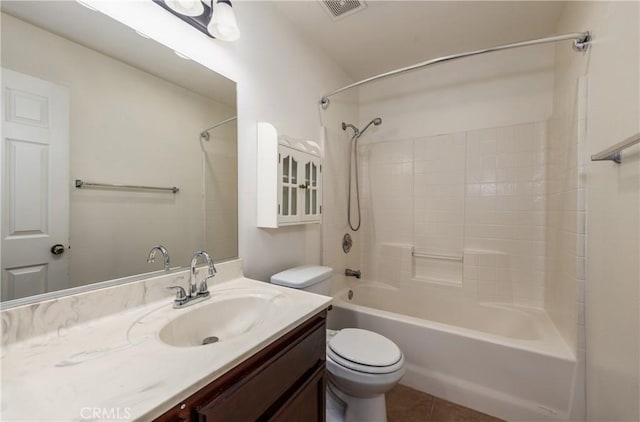 7728 Balsa Ave, Yucca Valley, CA 92284 - full bath featuring  shower combination, toilet, vanity, and tile patterned floors