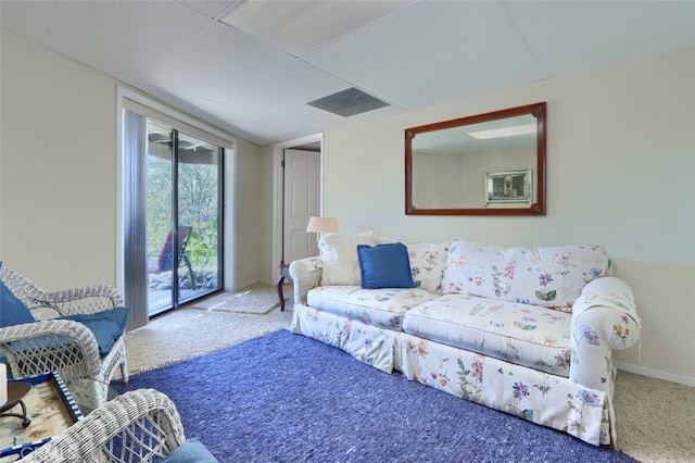 5027 Fox Creek Rd, Mariposa, CA 95338 - carpeted living room featuring baseboards