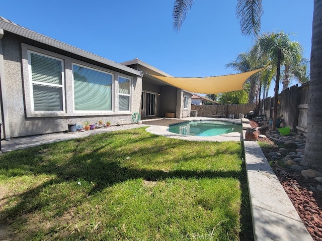511 Milano Ct, Los Banos, CA 93635 - view of swimming pool with a fenced backyard and a patio