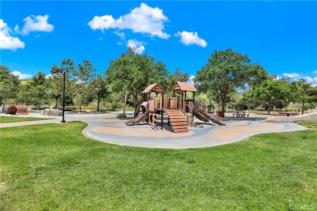 7 Abarrota St, Rancho Mission Viejo, CA 92694 - community playground with a yard and view of scattered trees