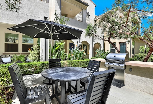 7 Abarrota St, Rancho Mission Viejo, CA 92694 - view of patio / terrace featuring area for grilling and outdoor dining area