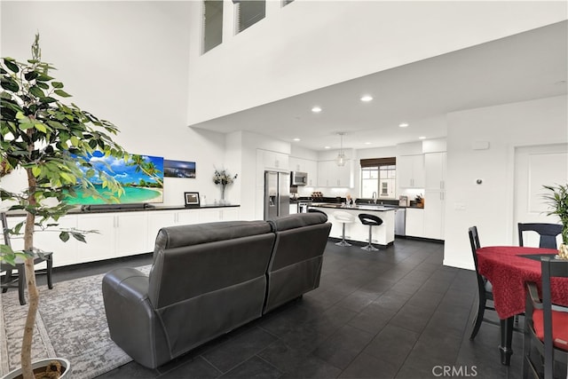 7 Abarrota St, Rancho Mission Viejo, CA 92694 - living room featuring recessed lighting
