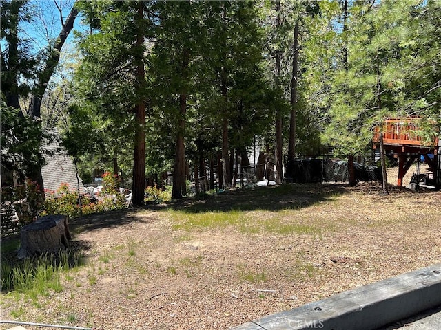 244 Manzanita Dr, Lake Arrowhead, CA 92352 - view of yard with a wooden deck