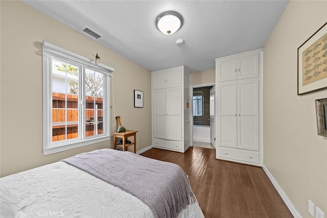386 Los Altos Ave, Long Beach, CA 90814 - bedroom with dark wood finished floors and baseboards