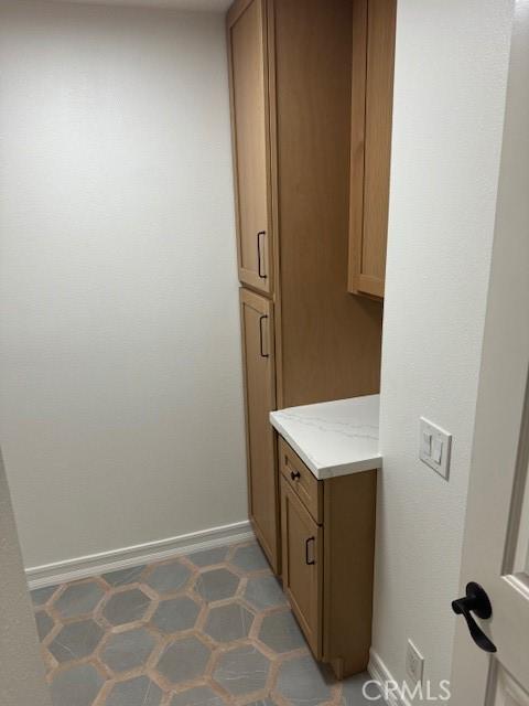3108 Sumatra Pl, Costa Mesa, CA 92626 - bathroom featuring baseboards