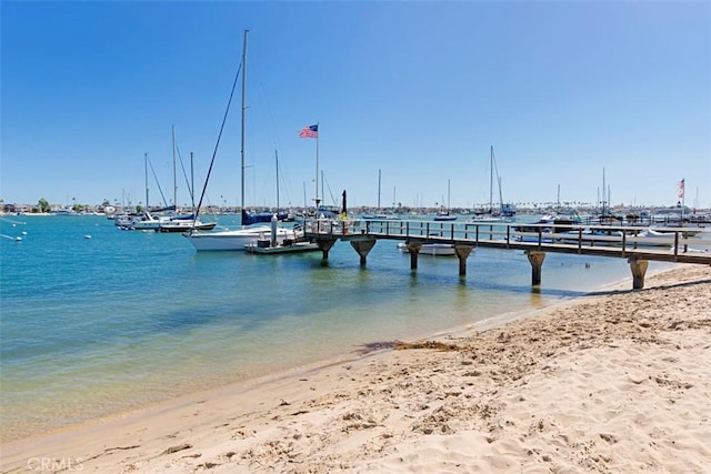 dock featuring a water view