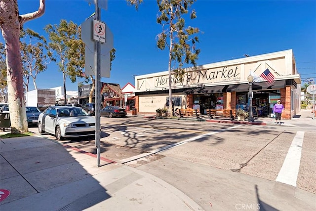 view of commercial property