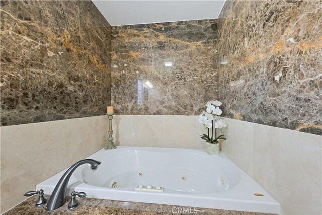 2018 Anaheim Ave, Costa Mesa, CA 92627 - bathroom with a whirlpool tub