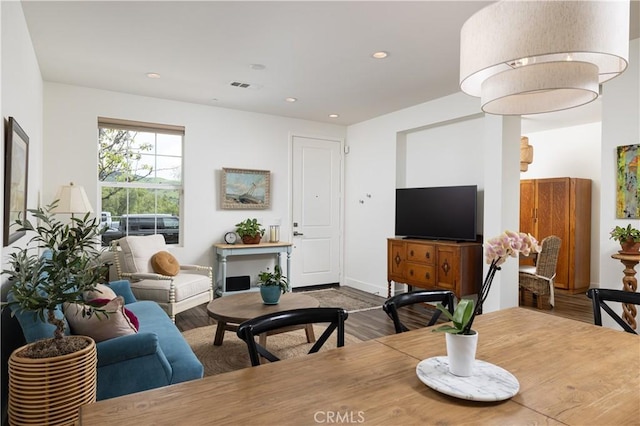 38 Gallo St, Rancho Mission Viejo, CA 92694 - living room featuring wood finished floors, recessed lighting, and baseboards