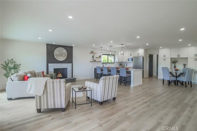 26120 Adamor Rd, Calabasas, CA 91302 - photo 9