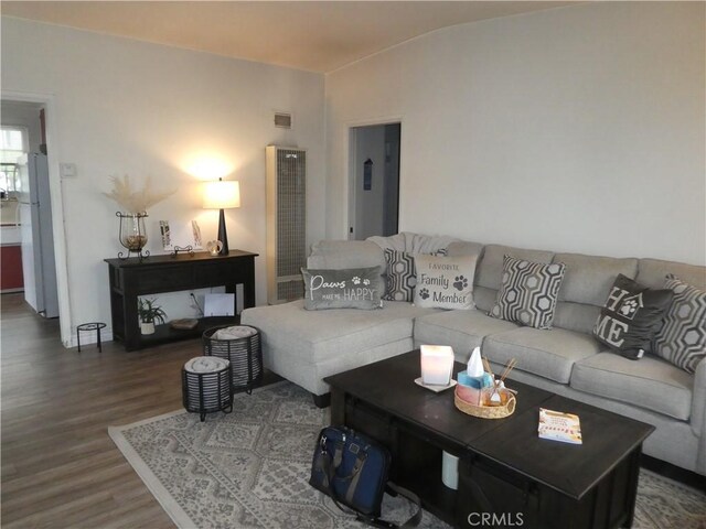 670 Keenan Ave, Los Angeles, CA 90022 - photo 11