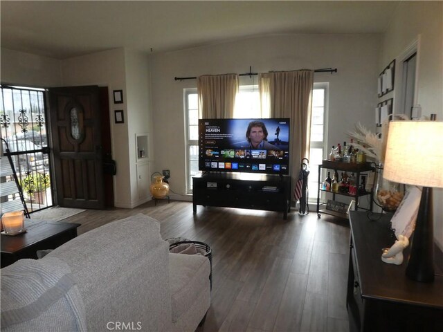 670 Keenan Ave, Los Angeles, CA 90022 - photo 10
