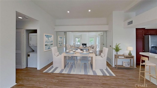 137 Corsica Dr, Newport Beach, CA 92660 - dining space with wood finished floors and recessed lighting