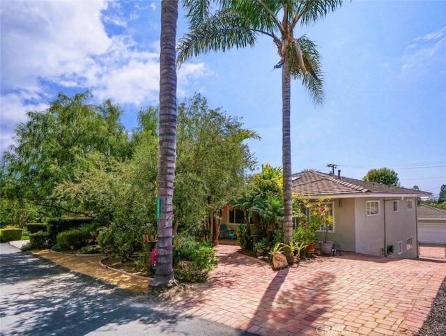 1621 Espinosa Cir, Palos Verdes Estates, CA 90274 - view of front facade with stucco siding