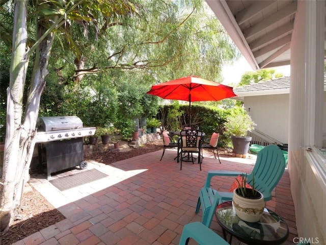 1621 Espinosa Cir, Palos Verdes Estates, CA 90274 - view of patio featuring area for grilling and outdoor dining area